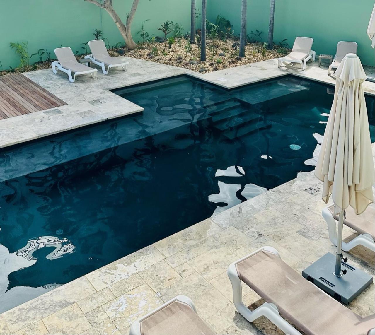 Residence Tropic Appart Hotel Сен-Жиль-ле-Бэн Экстерьер фото